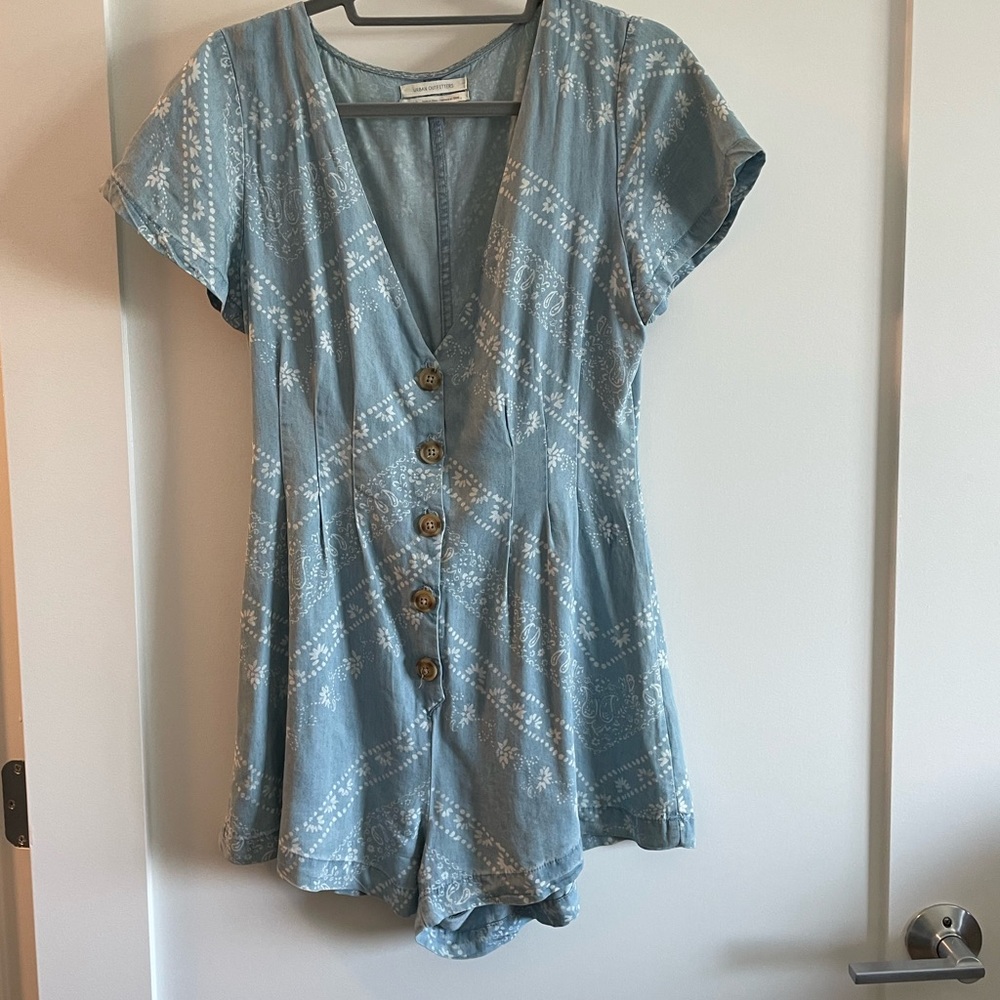Urban Outfitters Romper- Size S.